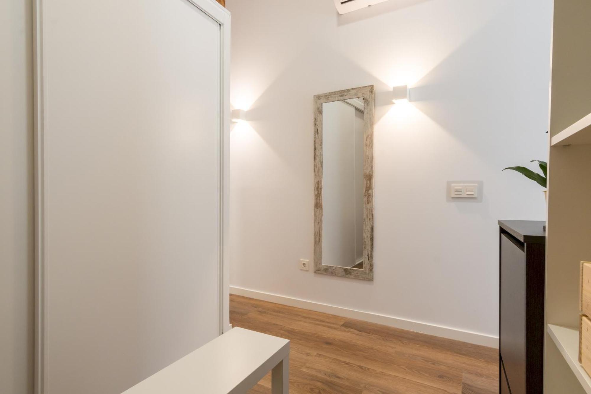 Modern And Cozy- 1 Bedroom 1 Bathroom -Lavapies Madrid Extérieur photo